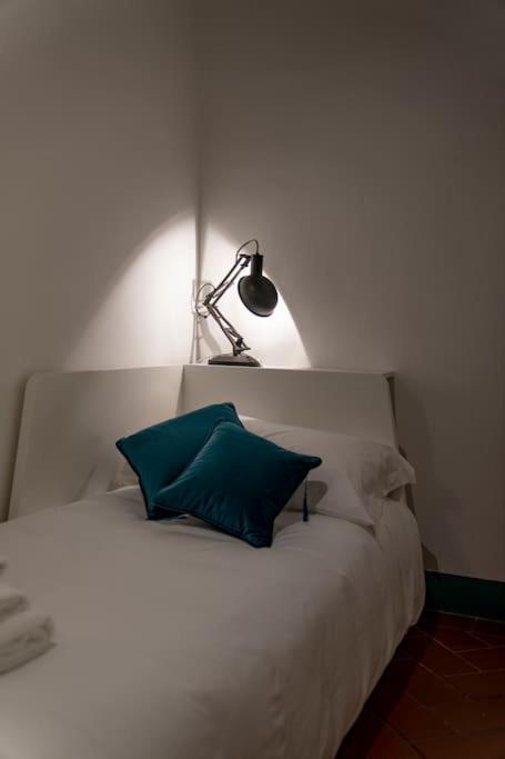 Raffinato Trilocale San Frediano Apartment Florence Exterior photo