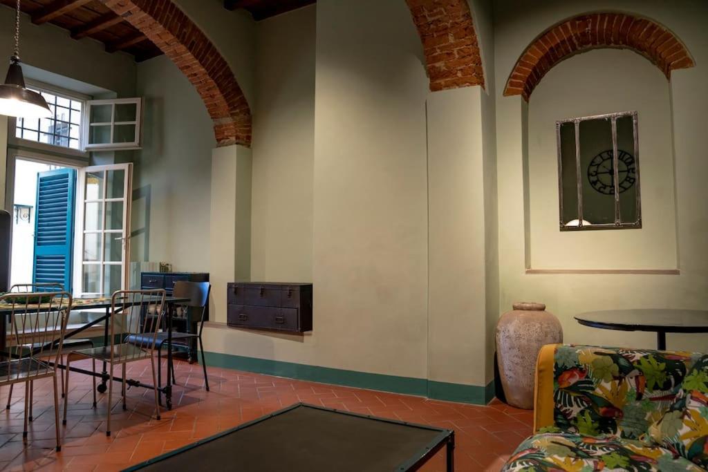 Raffinato Trilocale San Frediano Apartment Florence Exterior photo
